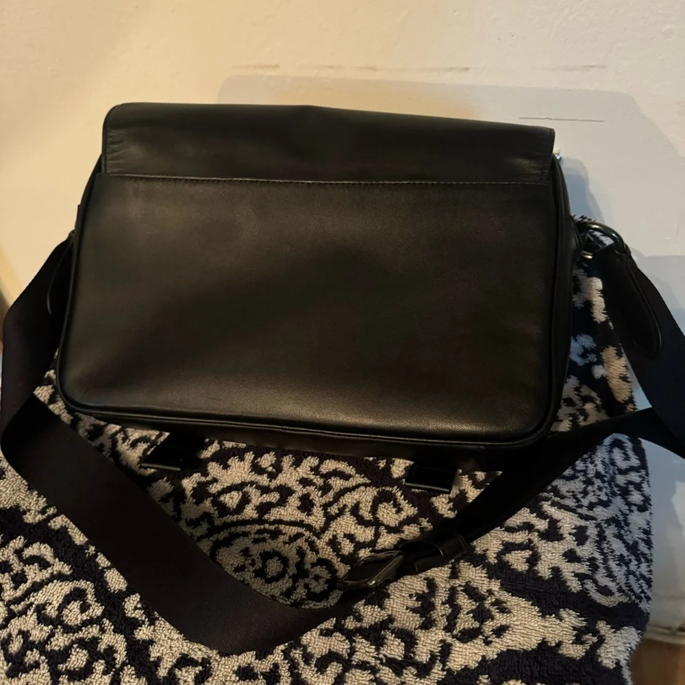 Coach Track Crossbody Bag Leather - Picture 5 of 7
